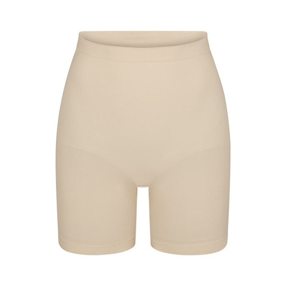SKIMS SEAMLESS SCULPT Mid Thigh Short - Sand Size M NWT #1993